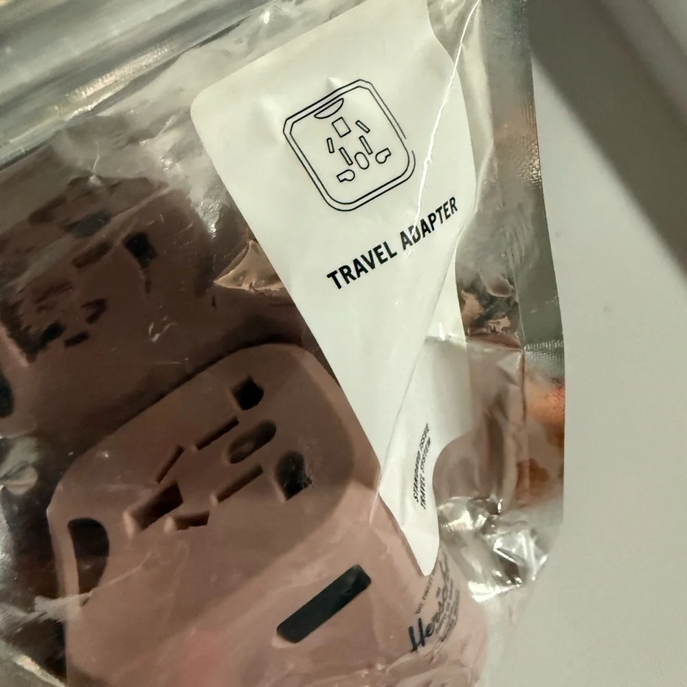 Hershel Supply Travel Universal Adapter